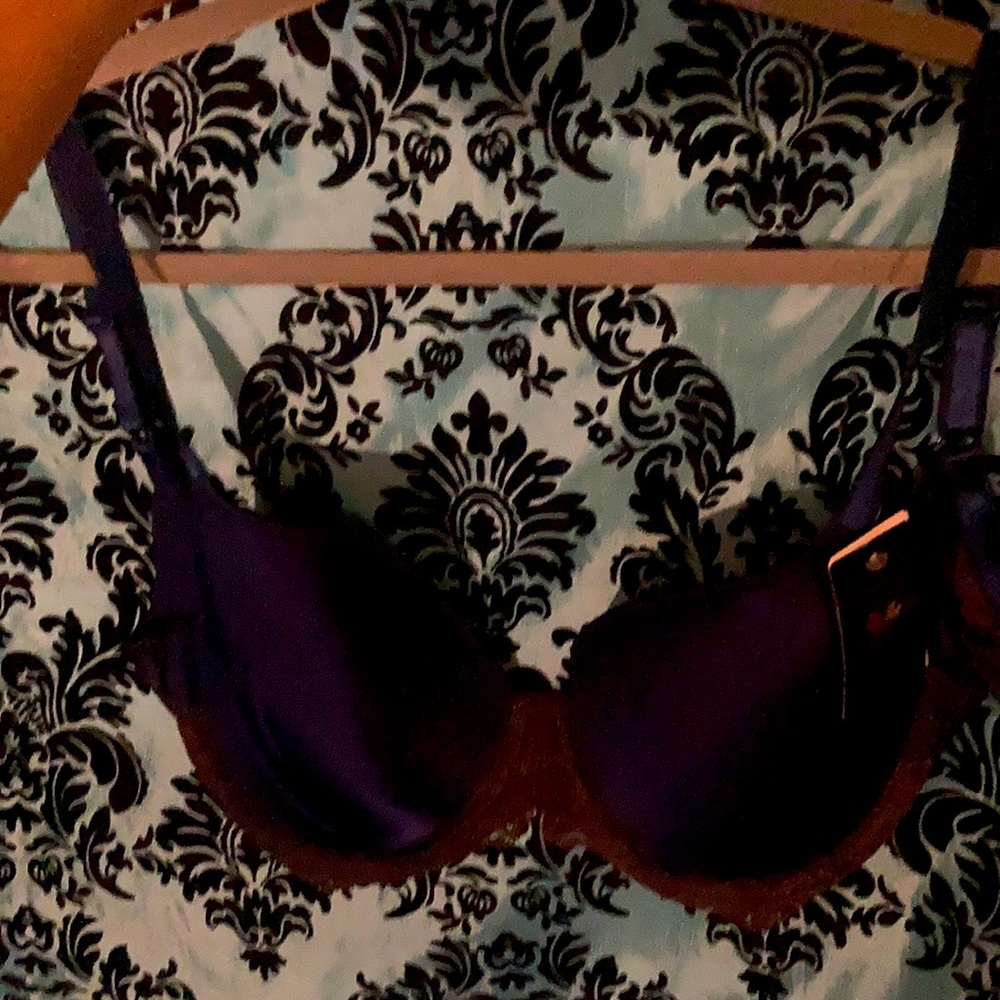 NWT wacoal Lace affair tshirt bra 32DD